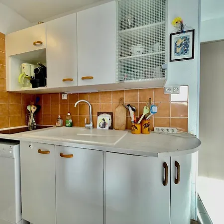 Charmant 2 Pieces Avec Loggia, Climatisation Et Parking A 300m Plage - Fr-1-338-168 Apartamento Sète