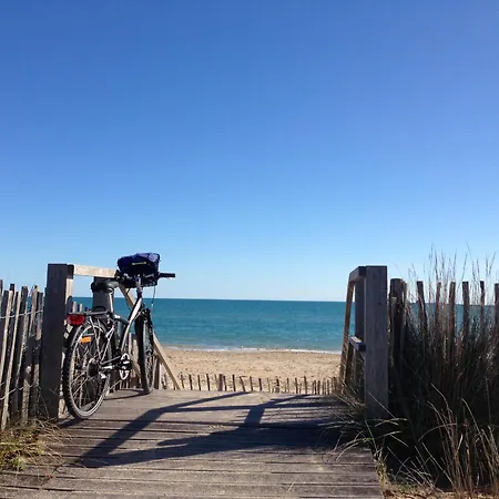 Charmant 2 Pieces Avec Loggia, Climatisation Et Parking A 300m Plage - Fr-1-338-168 Apartamento *